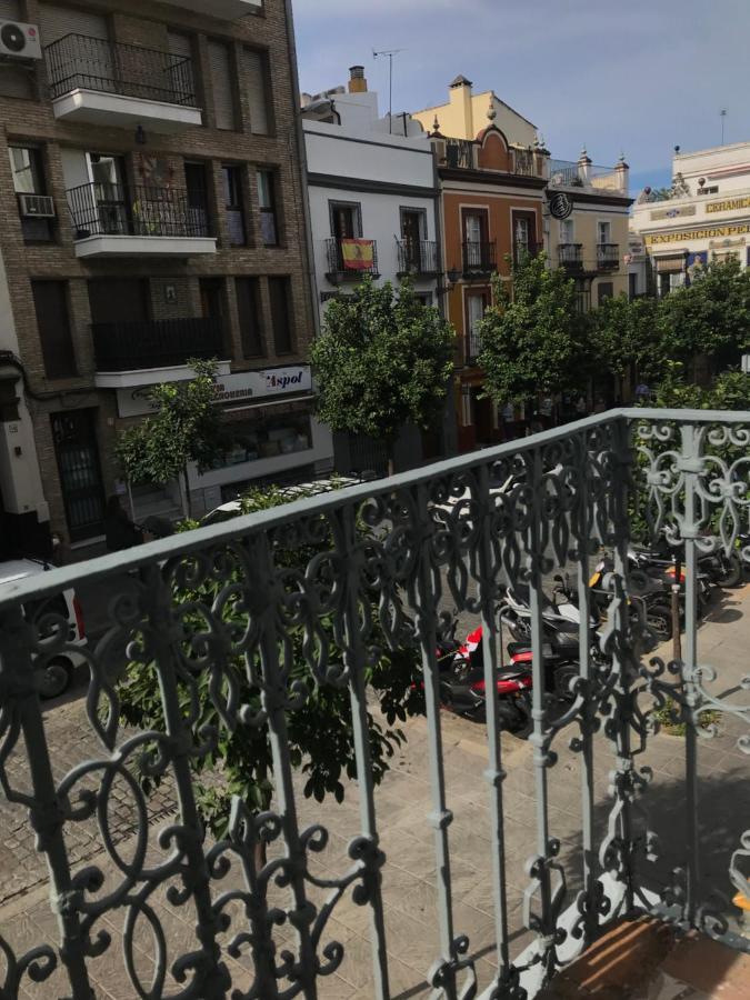 Estudios y Ático vistas de Triana Siviglia Esterno foto