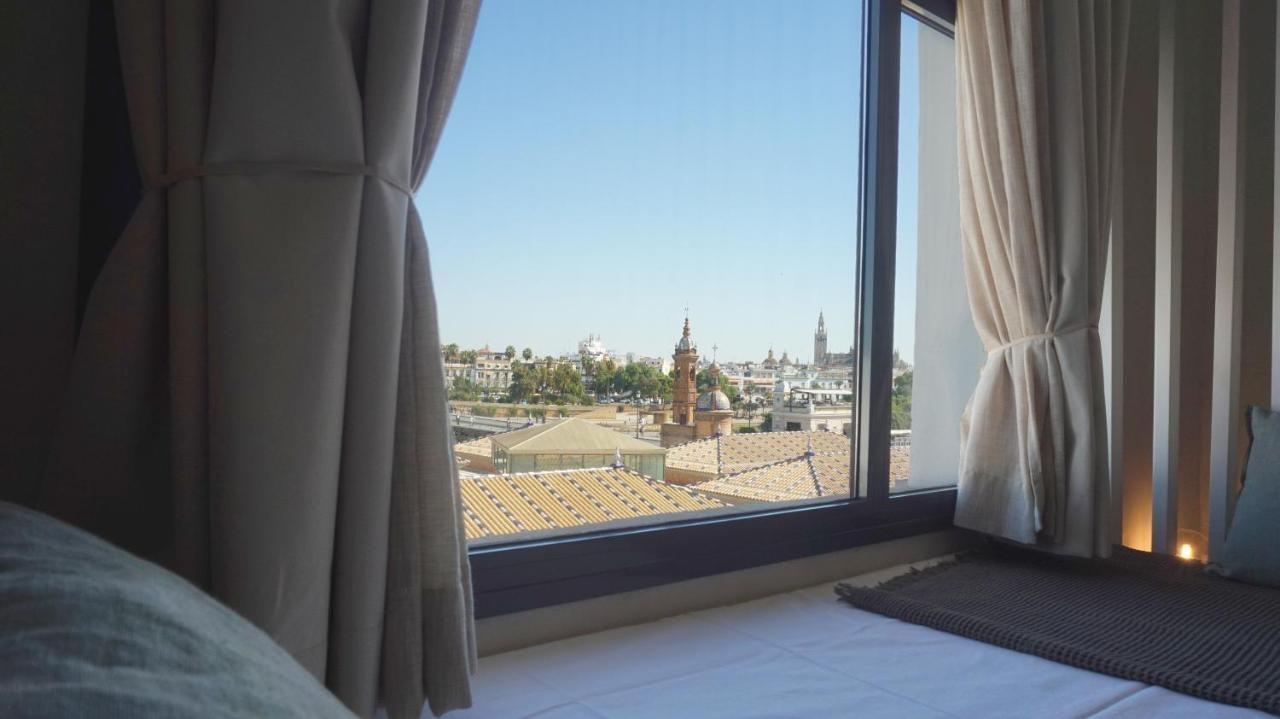 Estudios y Ático vistas de Triana Siviglia Esterno foto